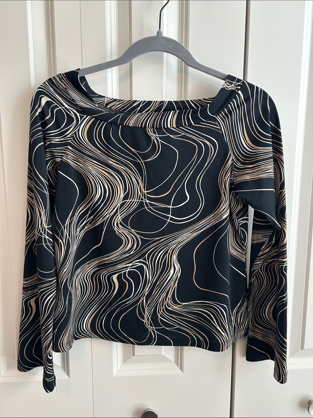 Worthington Black Long-Sleeve Top with Cream and Tan Swirl Print